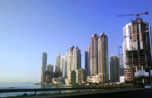 Descubre las Tres Áreas de la Ciudad de Panamá Más Atractivas para el Turista Residencial