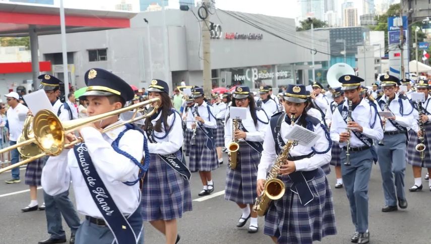 desfile-bandas-musicales-1jpg