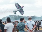 Espectáculo de Aviación Asombra a Más de 30 Mil Asistentes Durante el Festival Aéreo en Río Hato